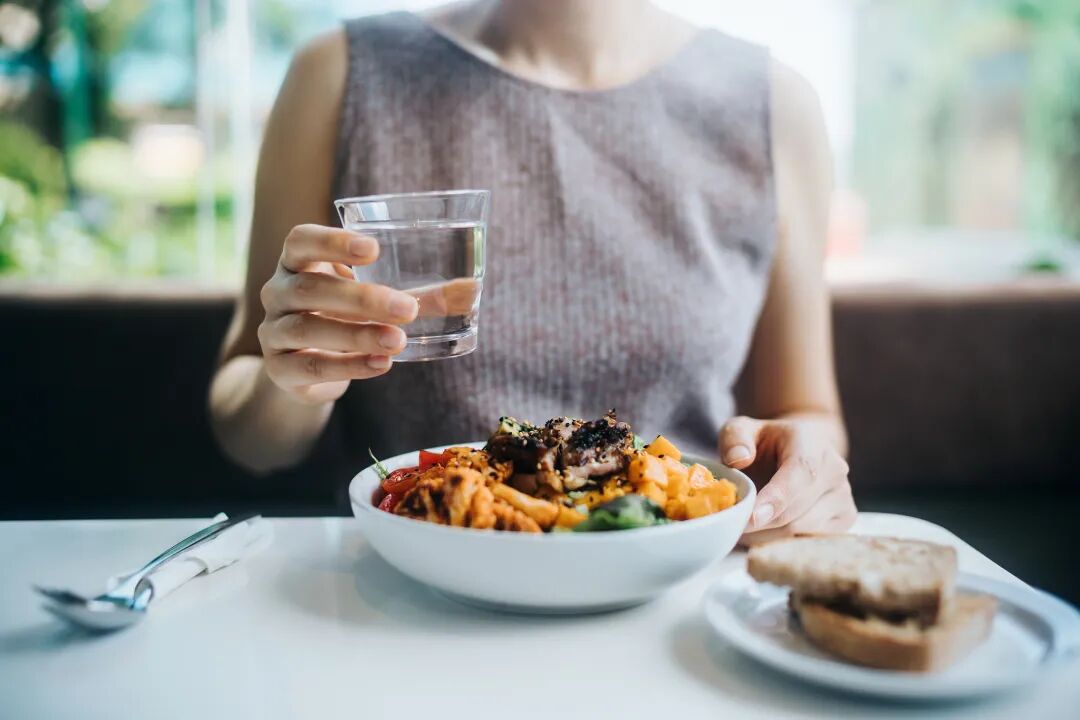 脾胃不好百病生！秋天是养脾胃的“黄金季”，做好这4件事脾胃就好了一大半